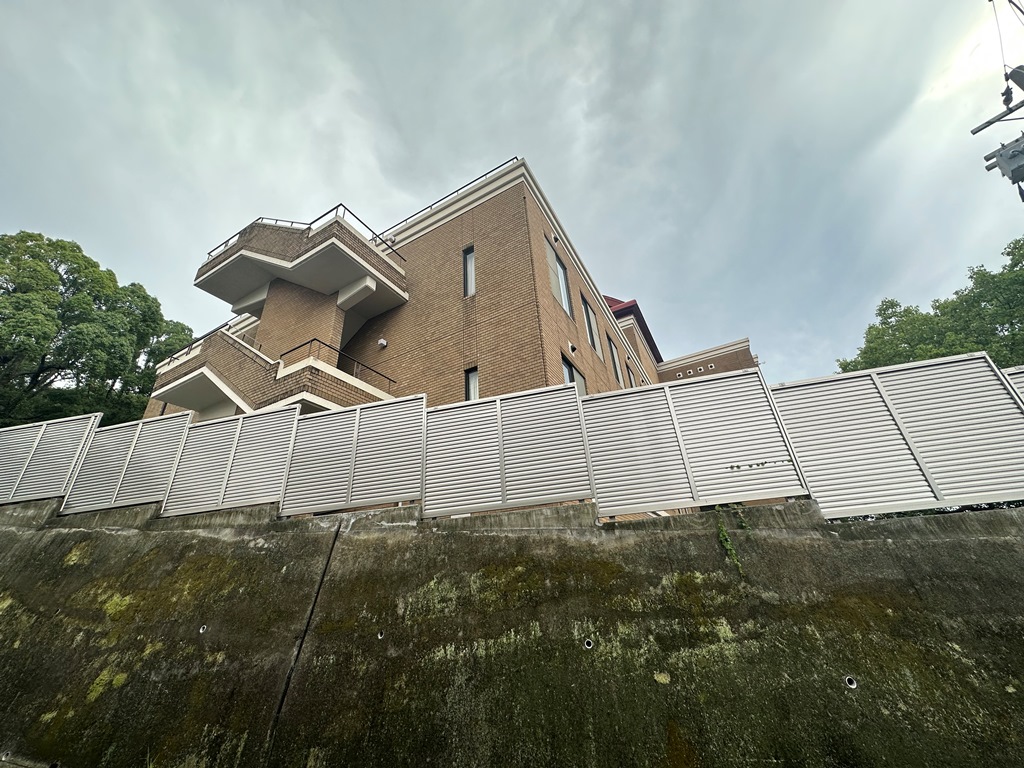 大学・短大　私立四條畷学園短期大学北条キャンパス（大学・短大）まで132m