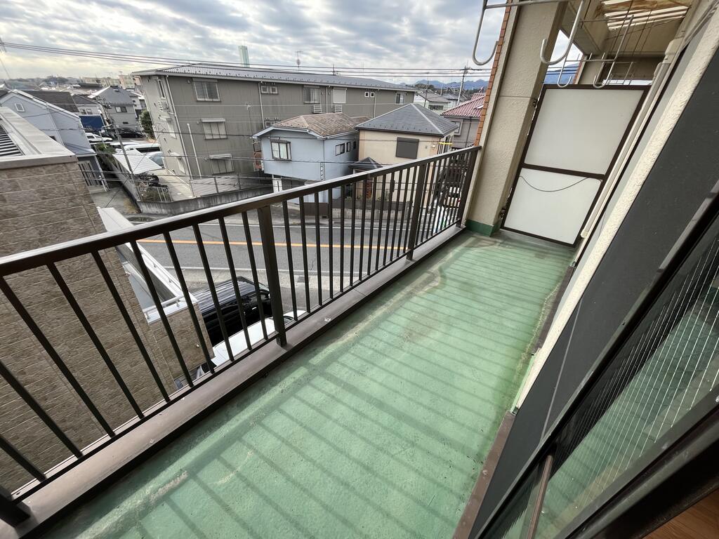 バルコニー　広々しています。