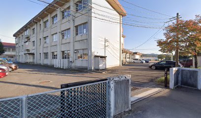 小学校　戸次小学校（小学校）まで4082m