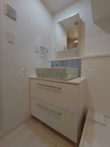 洗面設備　※参考写真です。同じ間取りの他部屋の写真となります。