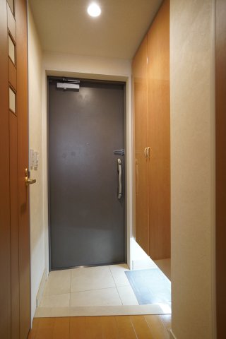 玄関　玄関※別部屋参考写真