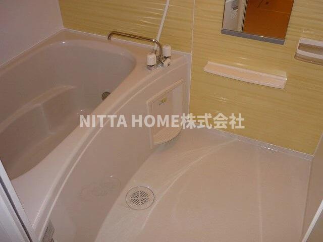 バス・シャワールーム　追い炊き機能・浴室乾燥機も設置済み◆