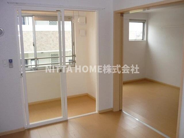 居室・リビング　リビングは11.6帖です☆彡