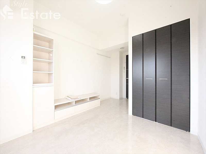 居室・リビング　内装