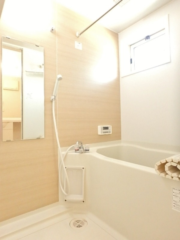 バス・シャワールーム　図面と現状が相違がある場合には現状を優先