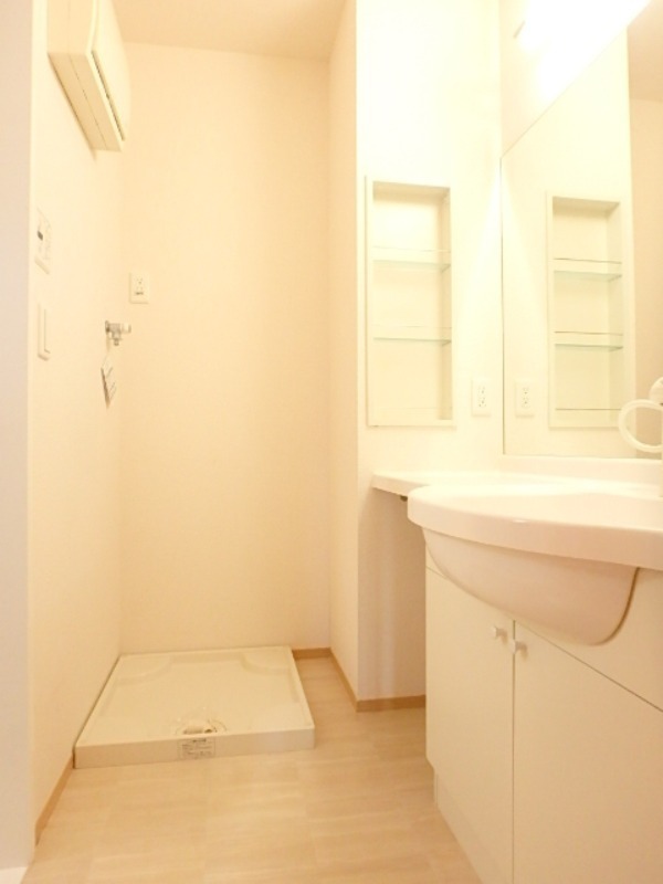 洗面設備　図面と現状が相違がある場合には現状を優先