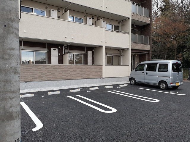 駐車場　駐車スペースもあります
