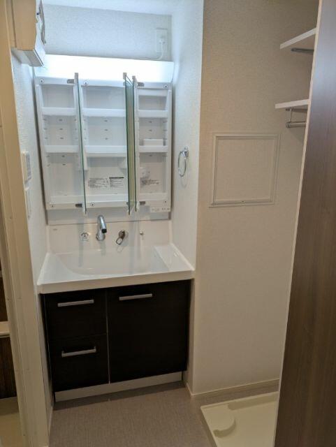 洗面設備　別部屋参考画像