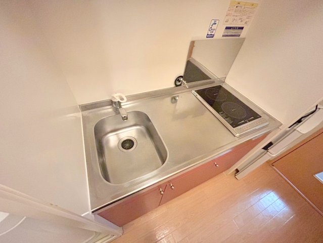 キッチン　ＩＨコンロなのでお掃除らくらく