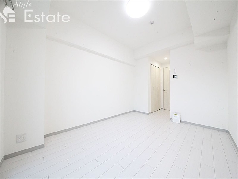 居室・リビング　内装