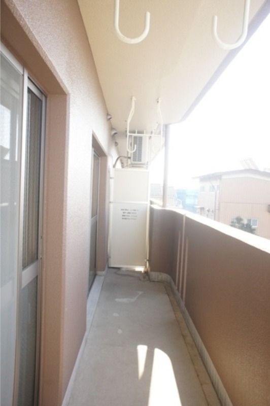 バルコニー　図面と現状に相違がある場合には現状を優先