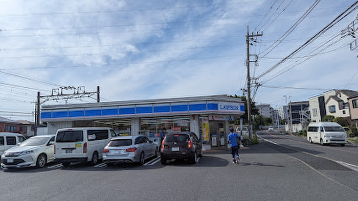 コンビニ　ローソン 新中希望ヶ丘店（コンビニ）まで408m