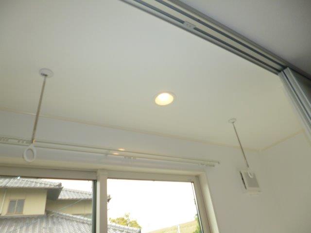 その他設備　室内物干し