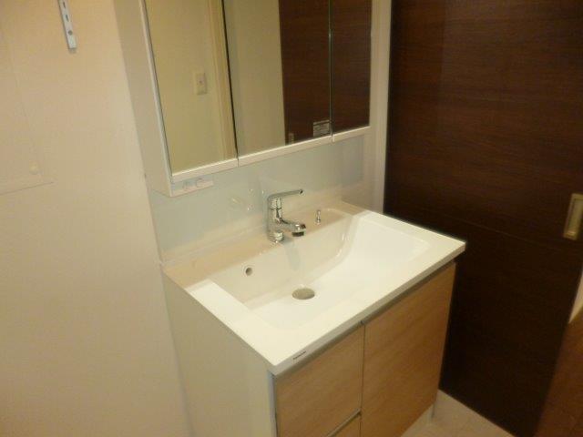 洗面設備　シャンプードレッサー