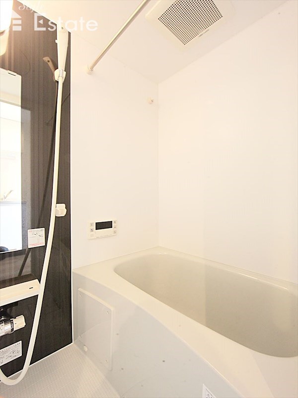 バス・シャワールーム　バスルーム