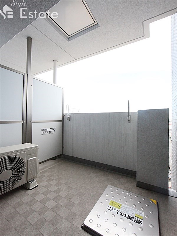 バルコニー　バルコニー