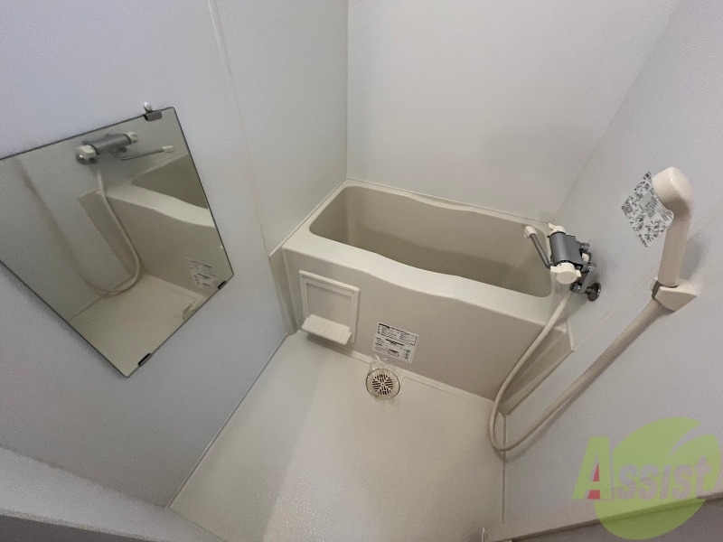 バス・シャワールーム　お風呂です。ゆっくりお風呂につかるのも体に良いですね～