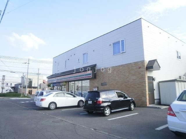 コンビニ　セブンイレブン旭川末広5条店（コンビニ）まで402m