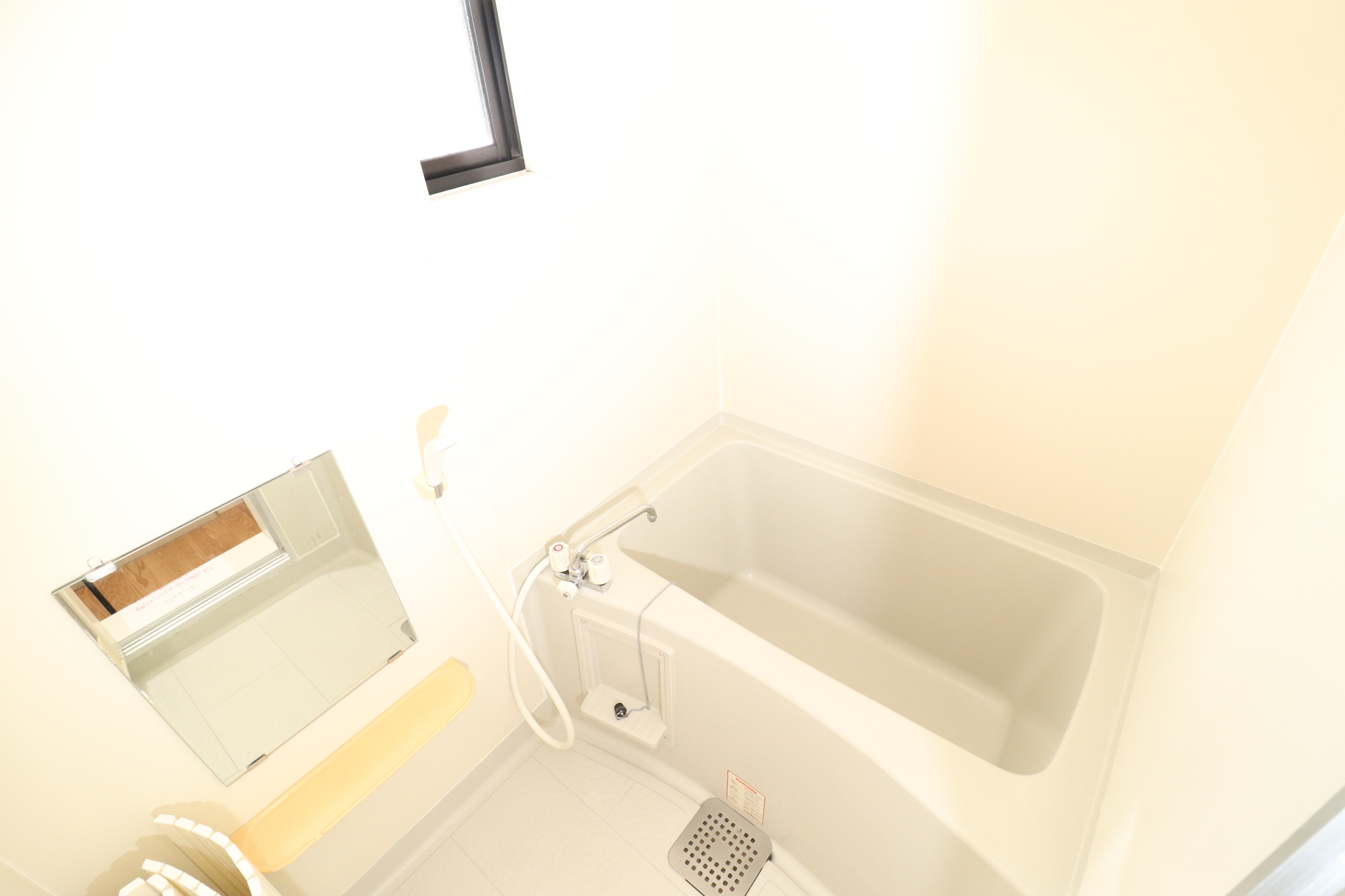 バス・シャワールーム　バスルーム