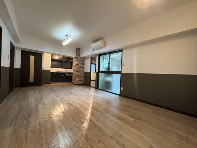 居室・リビング　第7スカイパレス