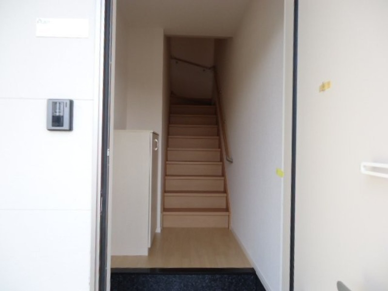 玄関　図面と現状に相違がある場合には現状を優先