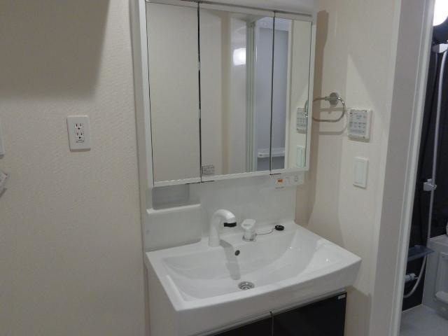 洗面設備　※別室の参考写真の為、現況優先です。