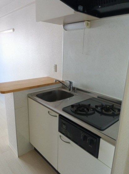 キッチン　※掲載写真は同マンション別部屋参考写真となります