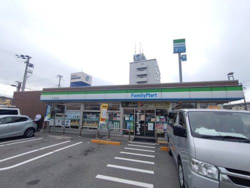 コンビニ　ファミリーマート 堺出島海岸通店（コンビニ）まで534m