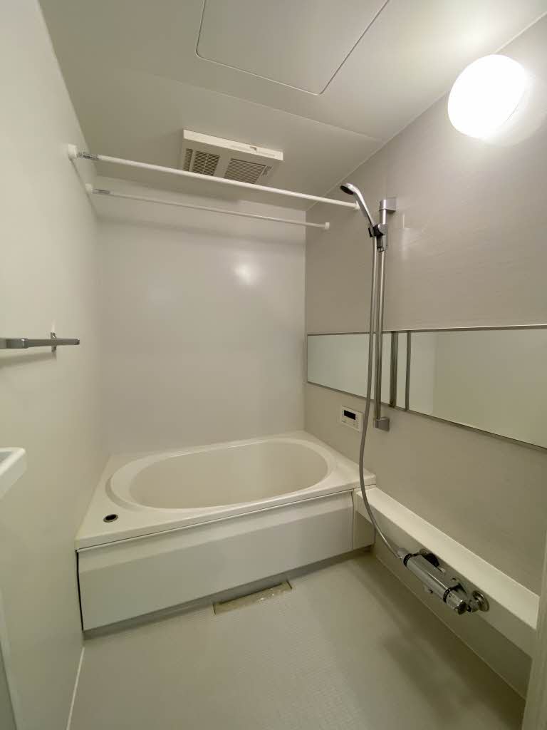 バス・シャワールーム　お風呂で日々の疲れを落としましょう