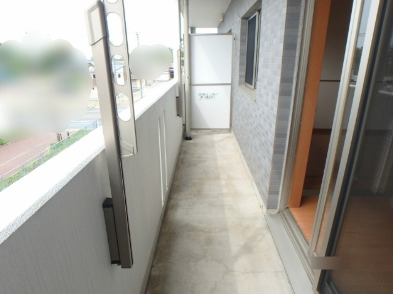 バルコニー　図面と現状に相違がある場合には現状を優先