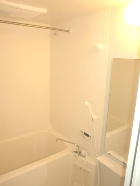 バス・シャワールーム　お風呂です