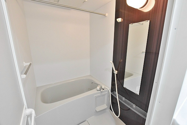 バス・シャワールーム　浴室冷暖房乾燥機付浴室