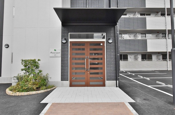 エントランス　エントランス