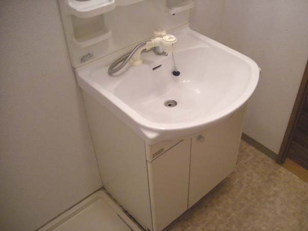 洗面設備　忙しい朝には欠かせない洗面所です