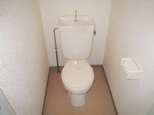 トイレ　同物件別号室