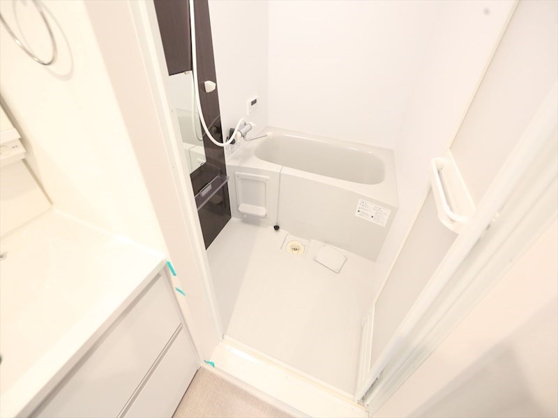 バス・シャワールーム　浴室暖房乾燥機付　追い焚き・オートバス機能付お風呂