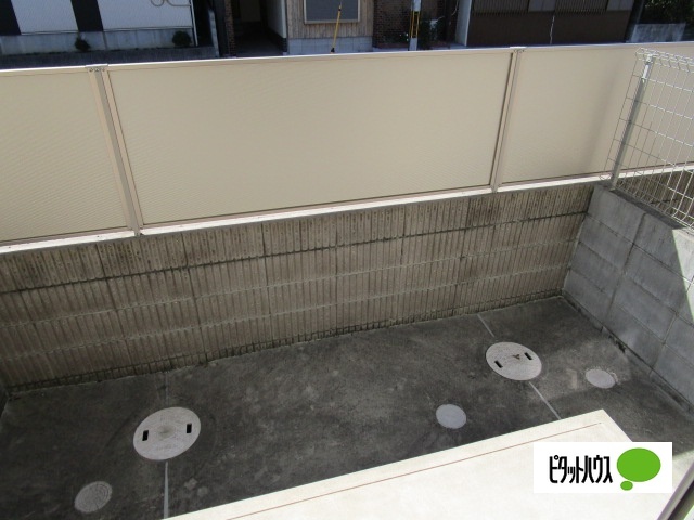 バルコニー　１０５