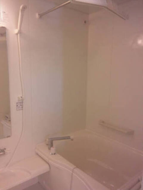 バス・シャワールーム　ユニットバス（浴室乾燥機付）