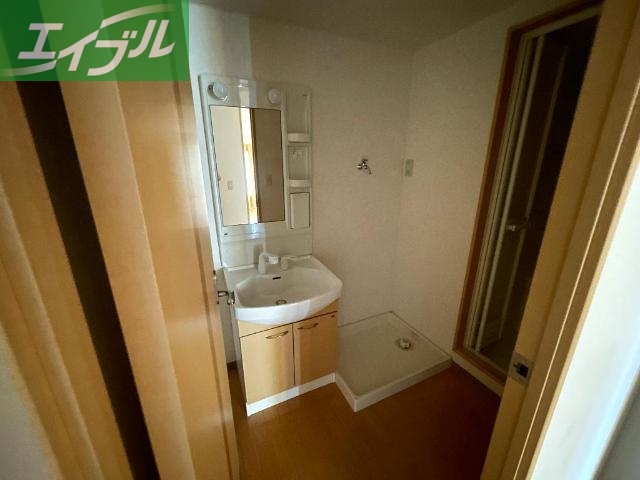 洗面設備　洗髪洗面化粧台