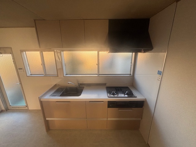 キッチン　ビルトイン型ガスレンジ