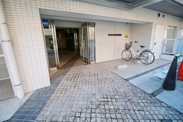 エントランス　☆正面玄関☆