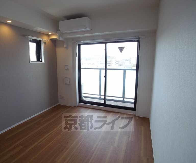 居室・リビング　きれいなお部屋です。