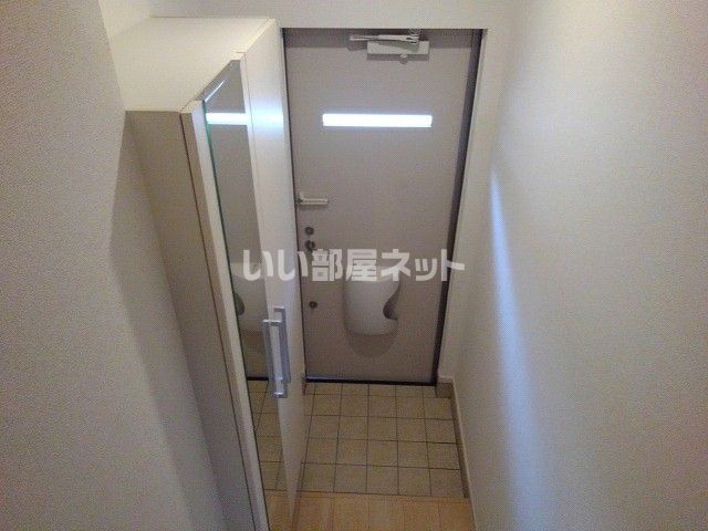 デスパシオ 堀上の玄関写真
