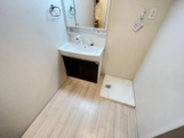 洗面設備　同仕様