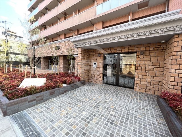 エントランス　プレジオ布施EURO　エントランス