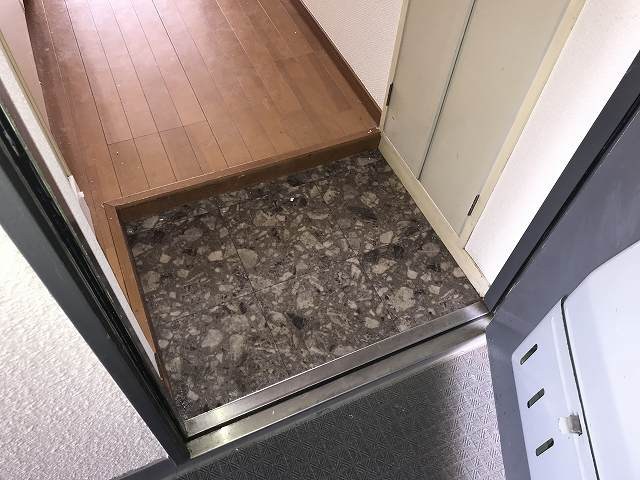 玄関　別部屋参考写真