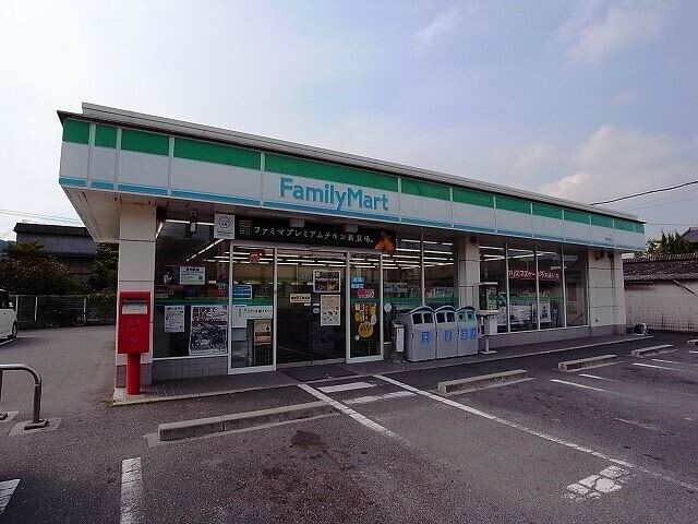 コンビニ　ファミリーマート　琴浦西店（コンビニ）まで1012m