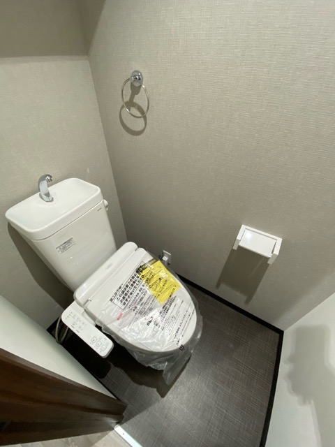 トイレ　温水洗浄便座付き☆