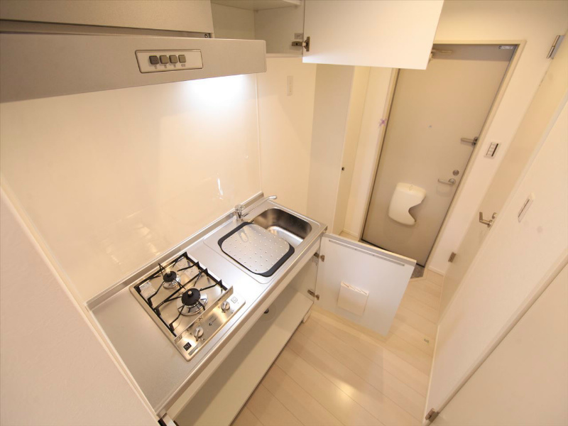 キッチン　システムキッチン（ガス2口コンロ付）