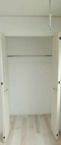 収納　ＱＵＩＥＴ　ＣＲＡＢ　ＨＯＵＳＥ三ツ沢上町